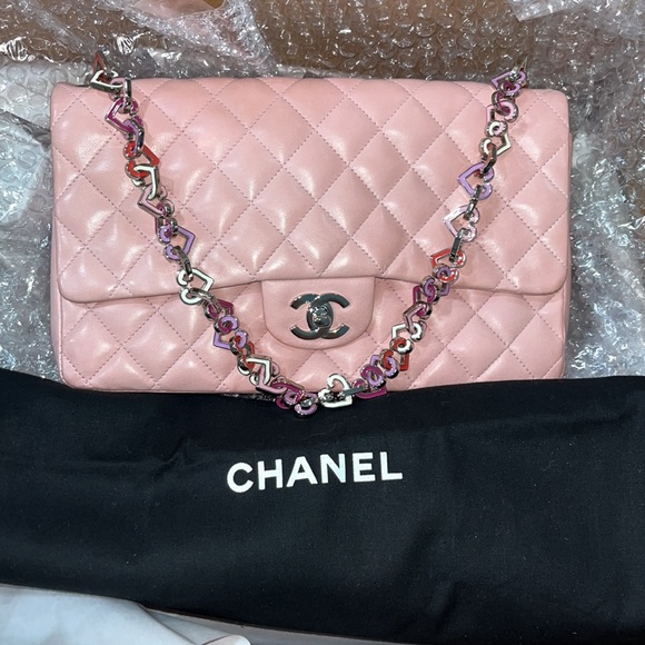RARE CHANEL HEARTS FLAP BAG - Picture 10 of 15
